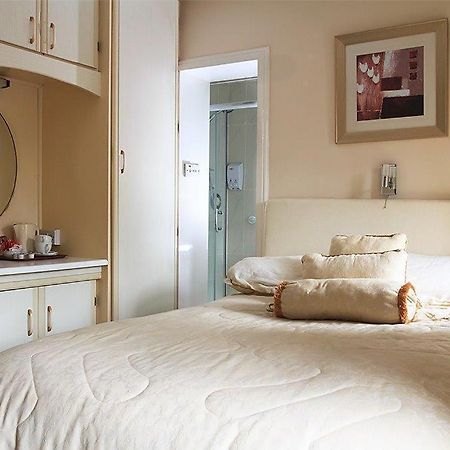 Woodview Lodge B&B Breaffy Экстерьер фото