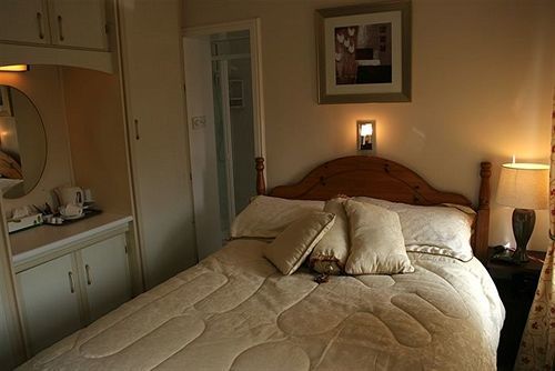 Woodview Lodge B&B Breaffy Экстерьер фото